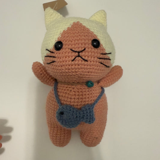 Animal - Kitty with Fish - 1050