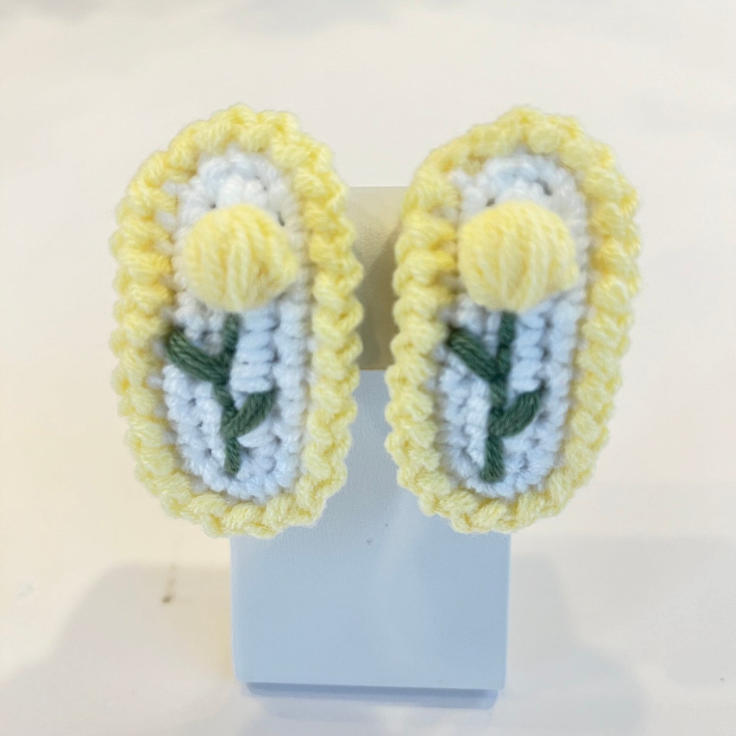 Crochet Barrette - 04 - 1001